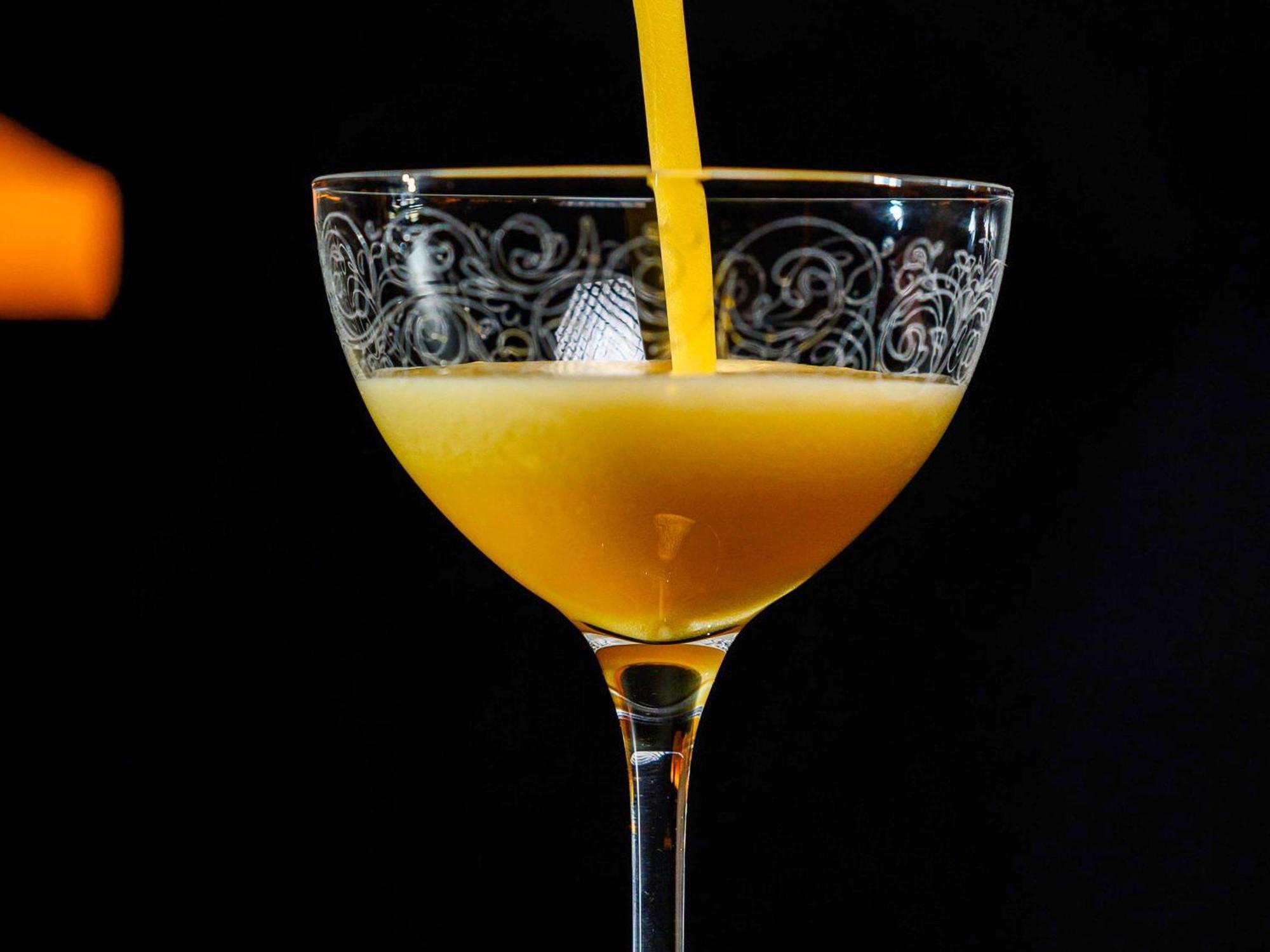 里加老城普尔曼酒店 外观 照片 A glass of orange juice