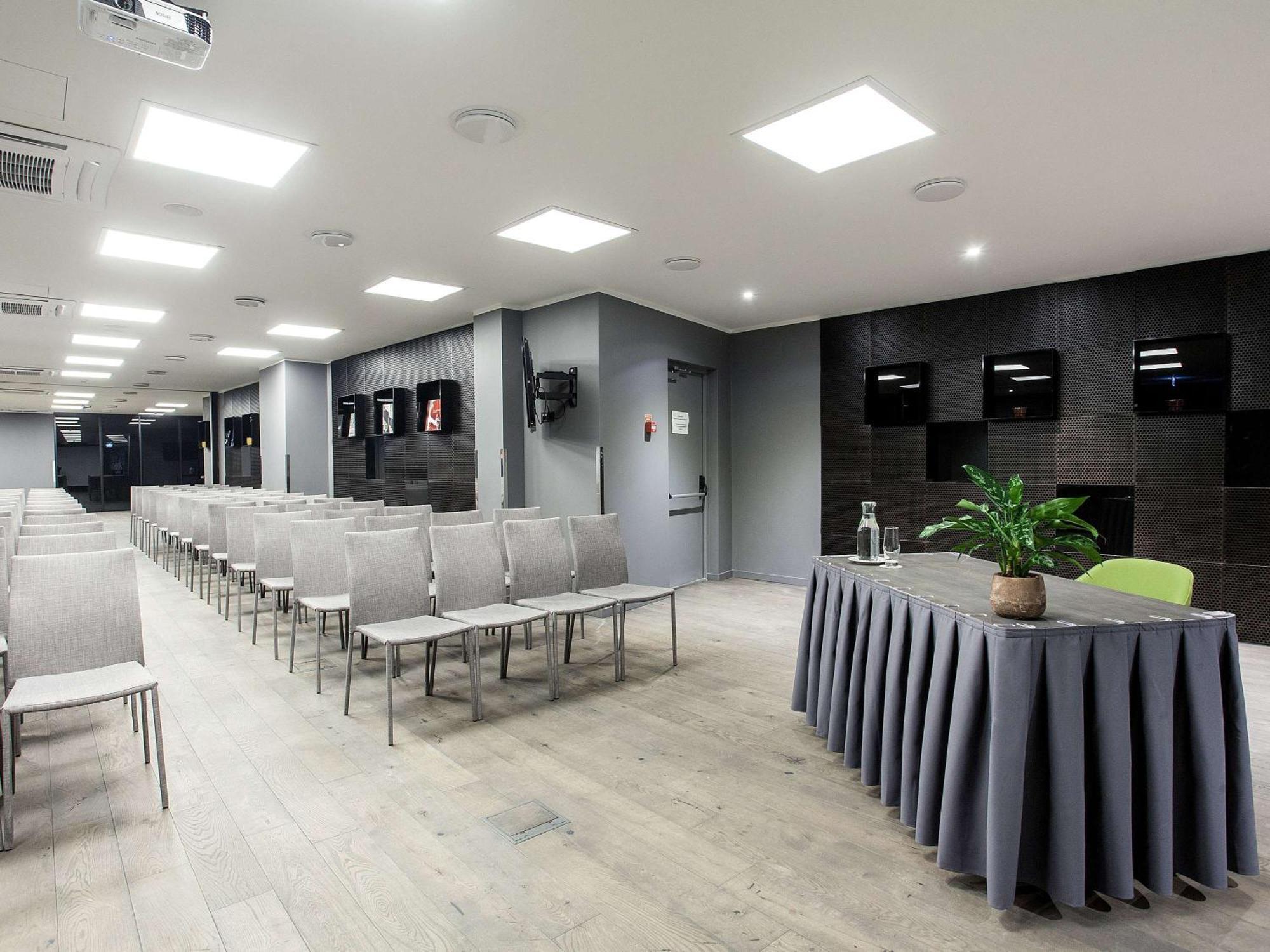 里加老城普尔曼酒店 外观 照片 The press conference room
