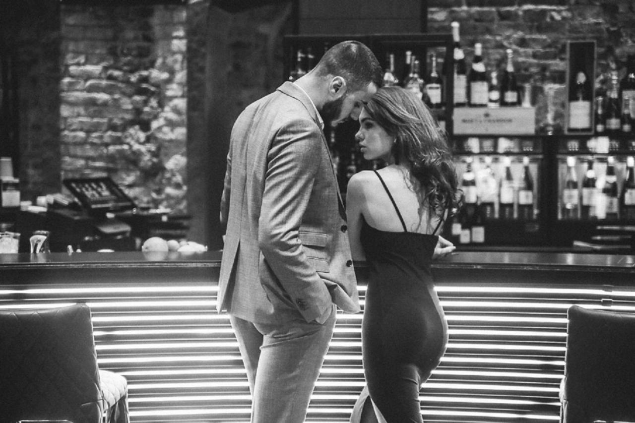 里加老城普尔曼酒店 外观 照片 A couple in a nightclub